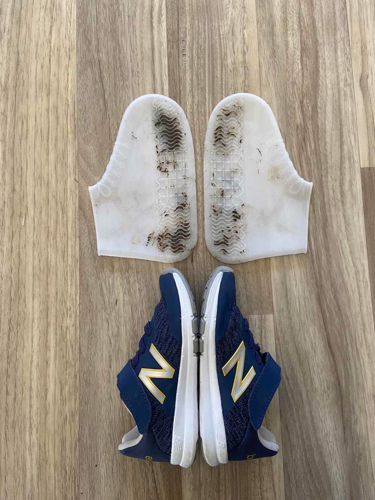 haakaa-kinder-wasserdichte-schuh-berzieher-wiederverwendbare-silikon-schuhschone image 3