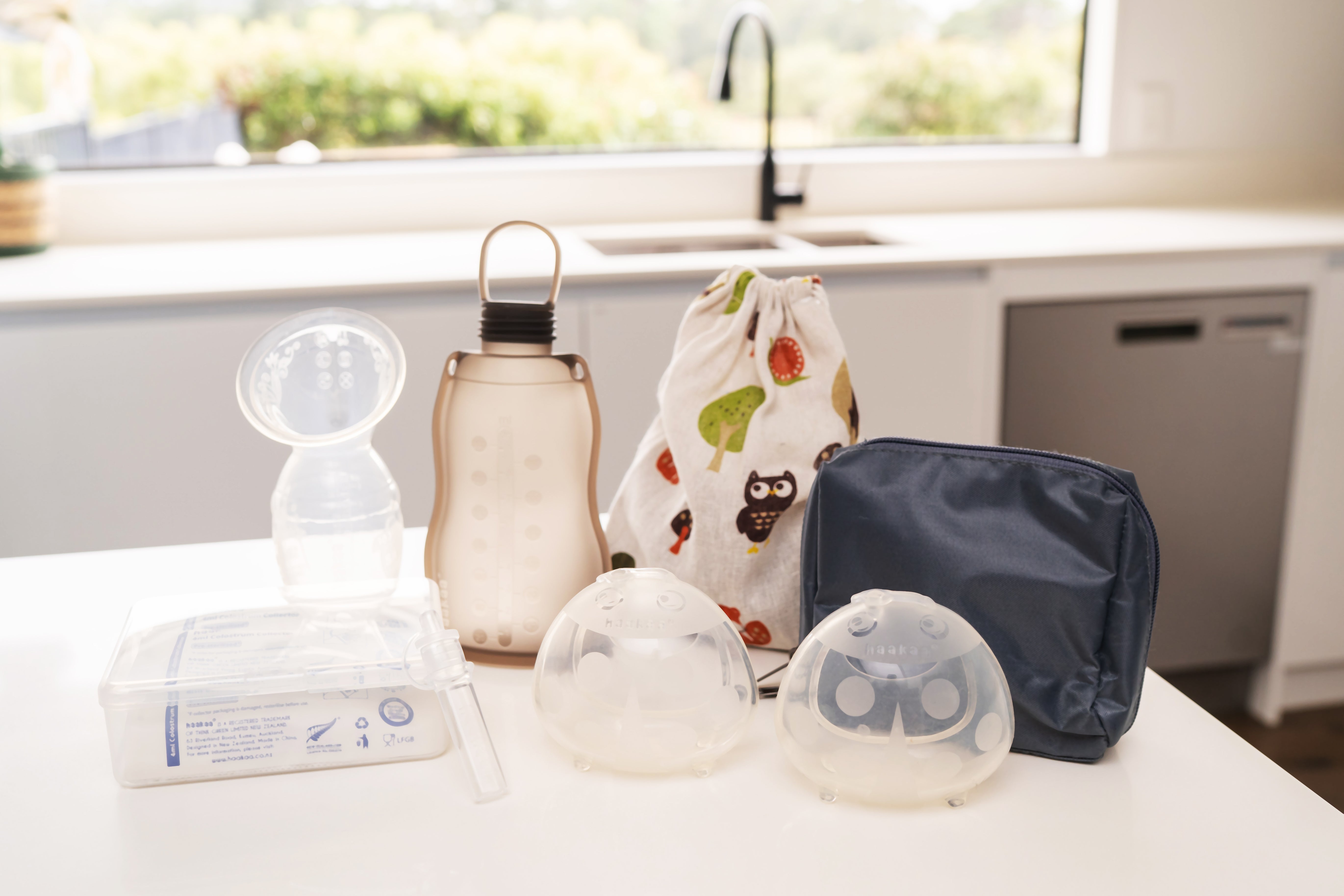 haakaa-new-mum-breastfeeding-bundle-still-set-mit-150-ml-generation-2-handmilchp image 1