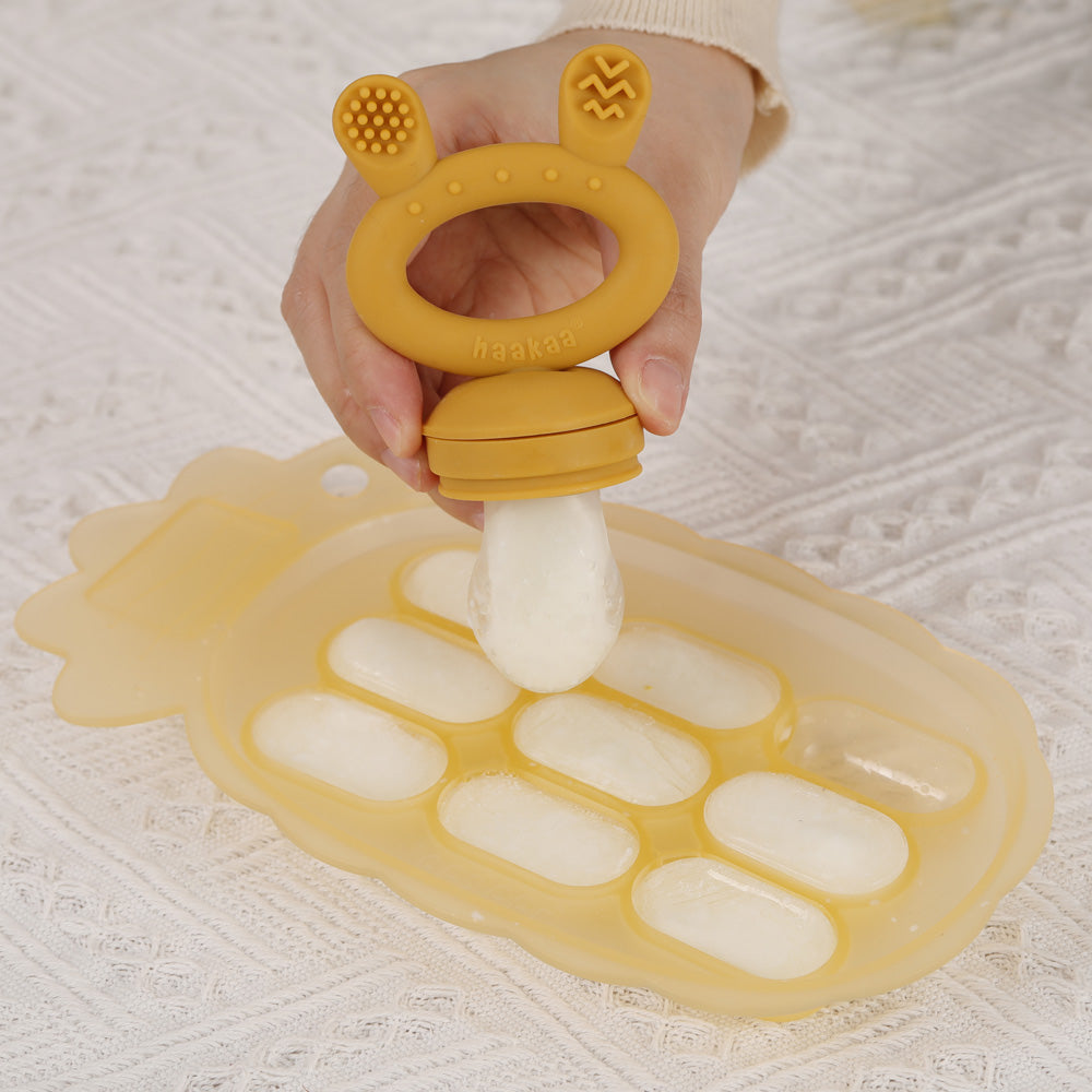 haakaa-pineapple-ananas-silikon-einfrier-tablett-mit-beschriftungsfach-muttermil image 3